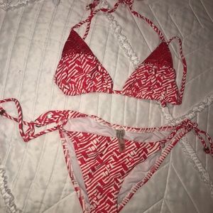Tie red/white bikini